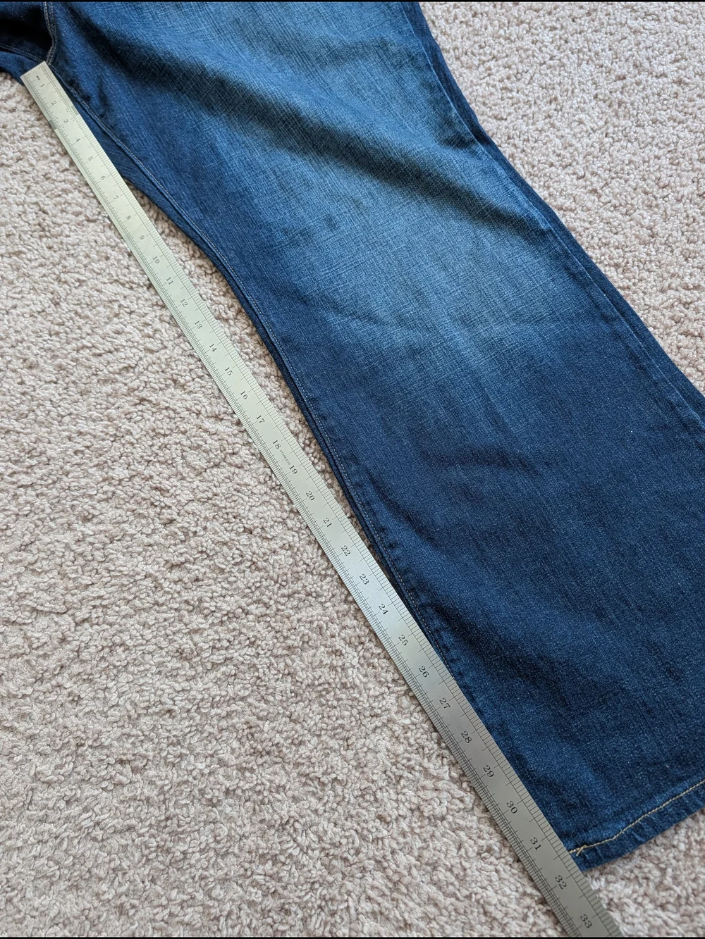 Levis subtle shipping size